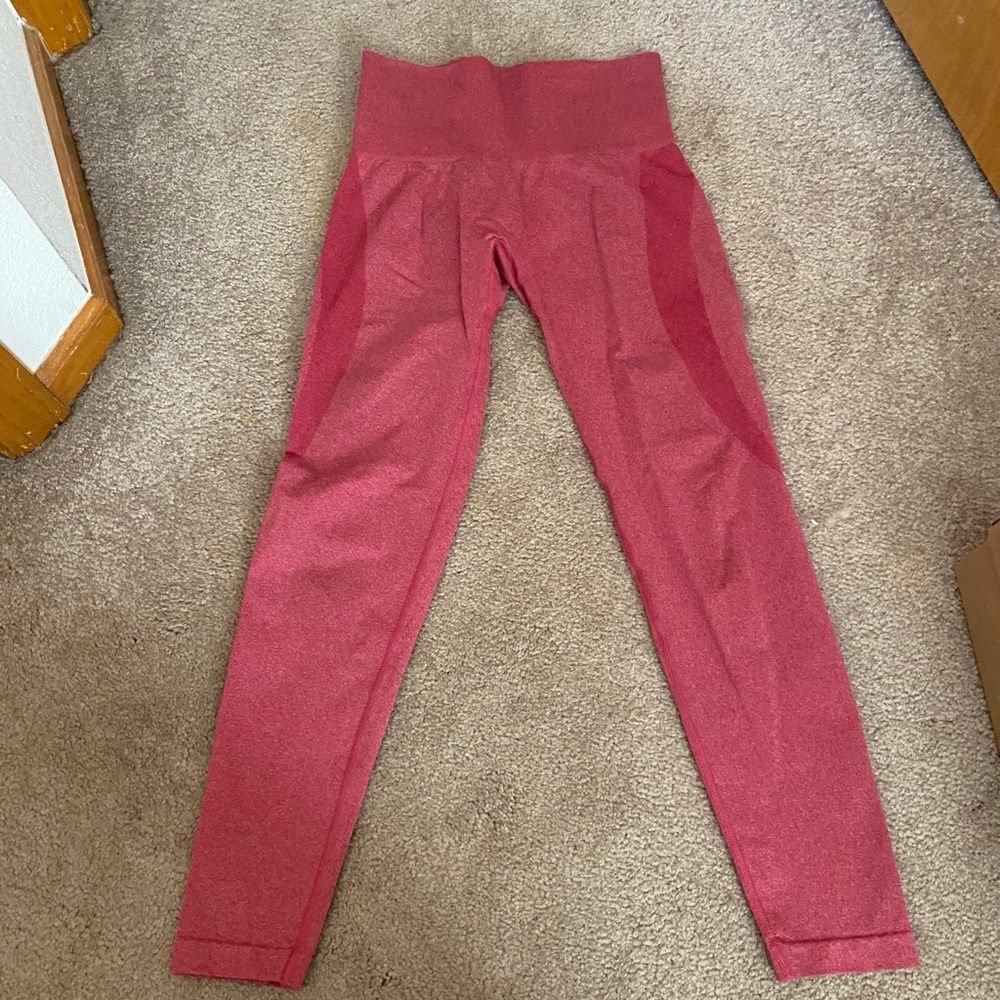 NVGTN Contour Leggings Crimson